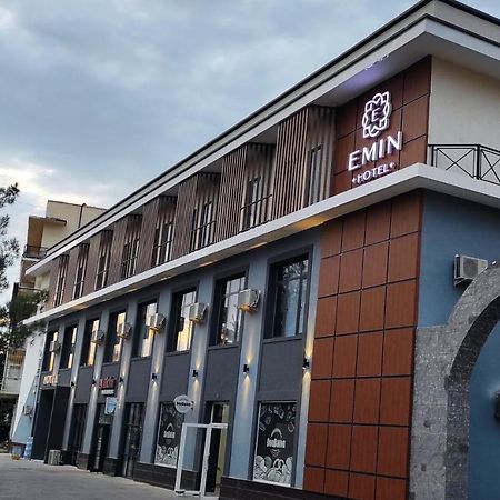 Emin Hotel Fergana Exteriör bild